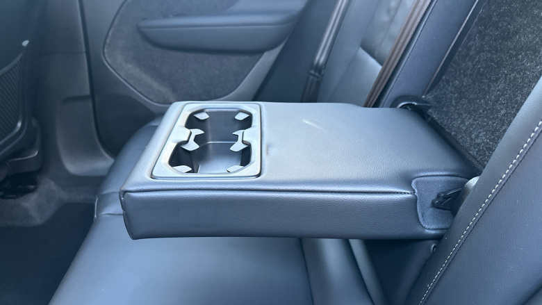 Volvo XC40 2.0 B4P Ultra Dark 5dr Auto Petrol Estate